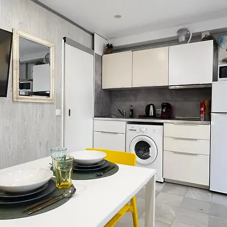 Beachside With Ac Apartamento *